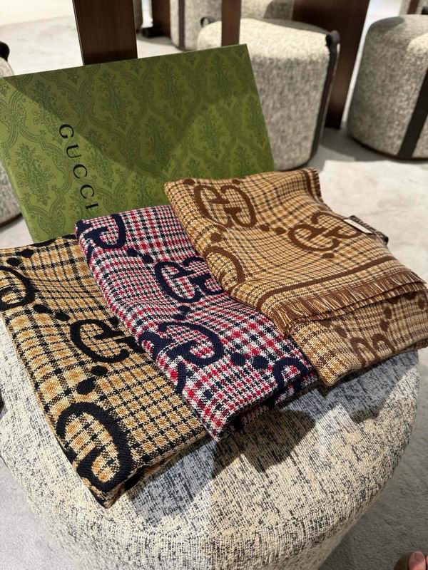 Gucci Scarf 47X180cm E121274